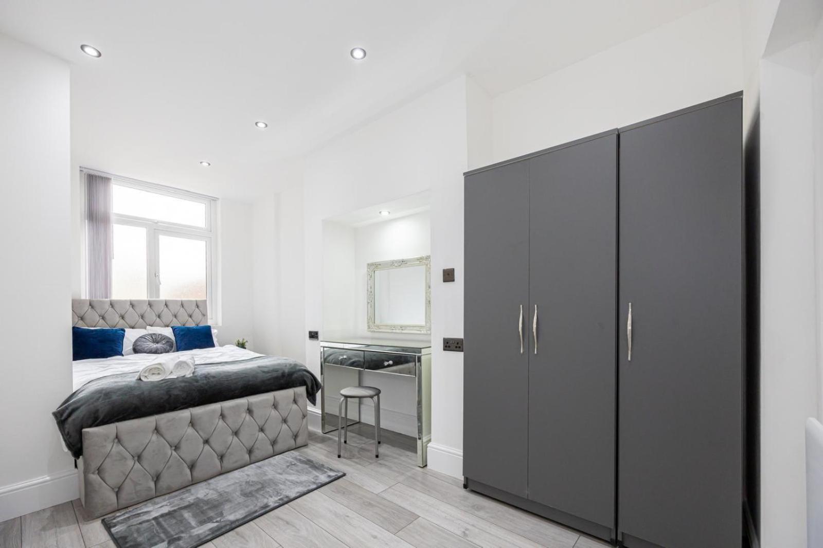 Westpoint Luxury Apartment Манчестер Номер фото